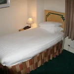 Hanover Hotel & Mccartney\'S Bar