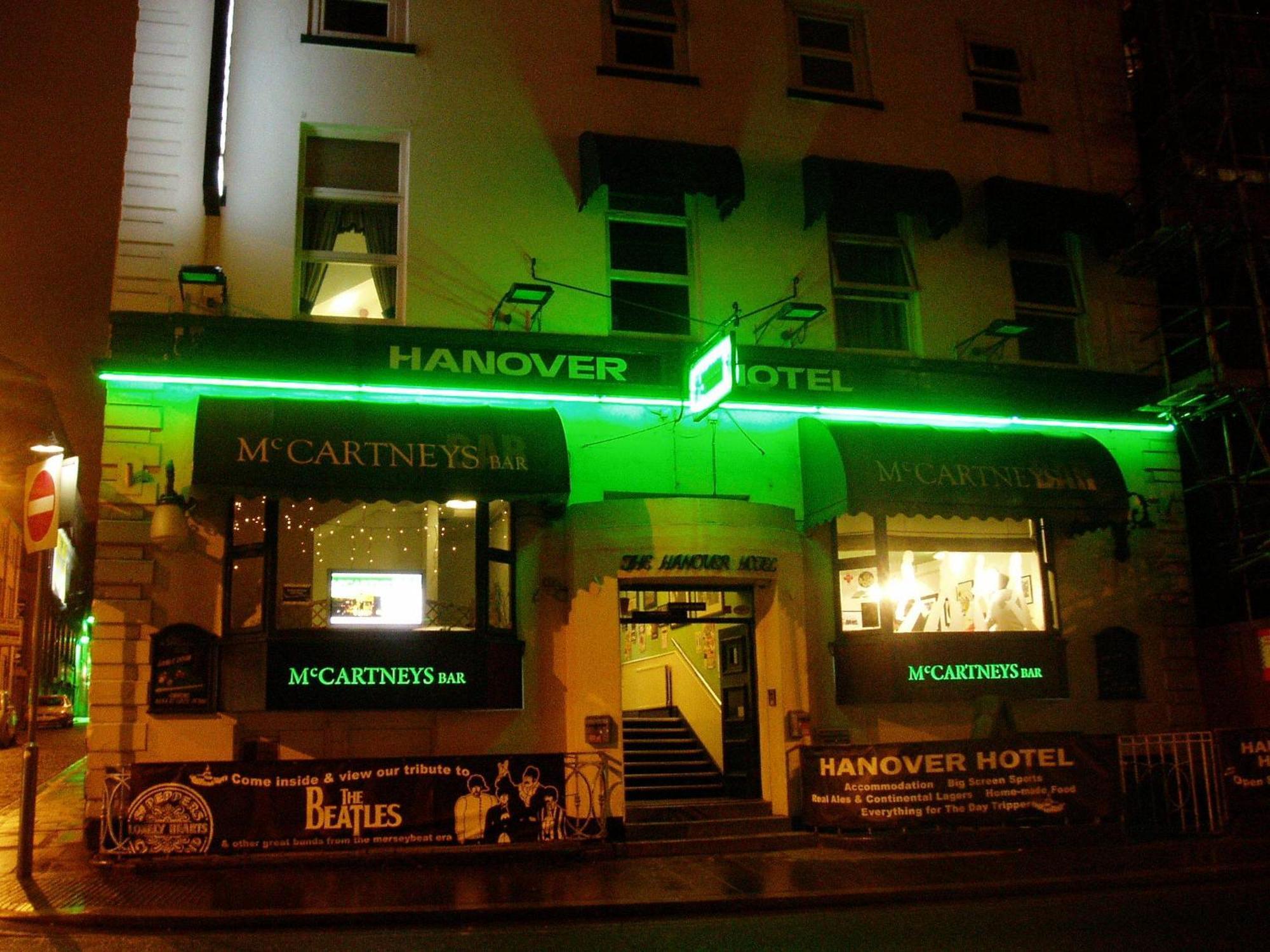 Hotel Hanover & Mccartney's Bar